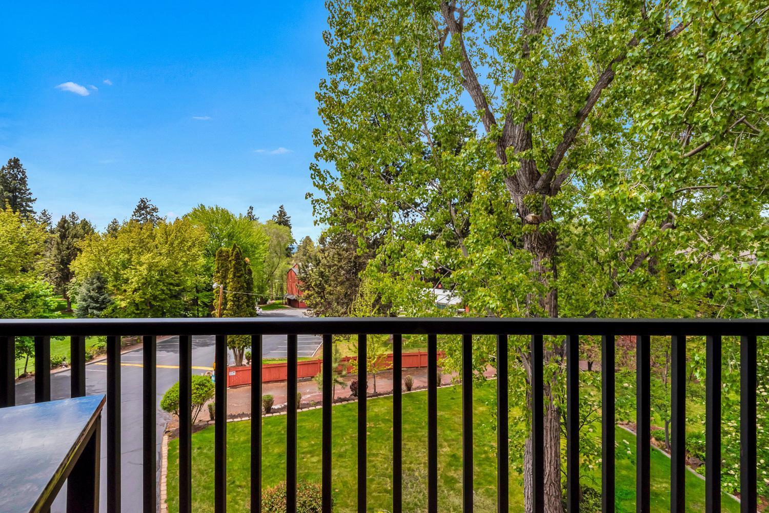 Pioneer Park Rentals Downtown Bend Camera foto